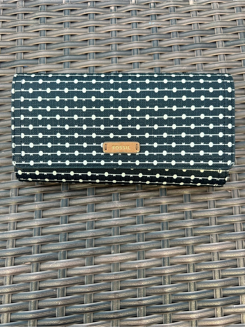 Fossil Logan RFID Black and White Dot-Pattern Women's Wallet